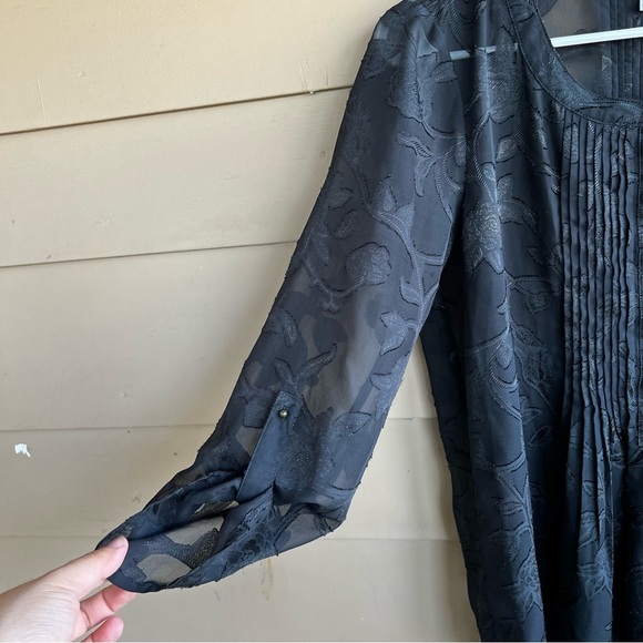 Daniel Rainn Black Floral Sheer Long Sleeve Blouse - Size Small - Picture 3 of 5